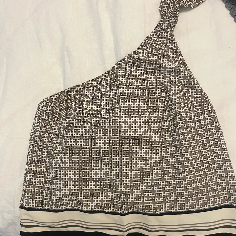 AF Brown and White One-Shoulder Top